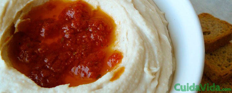 Receta de paté de judías blancas con tomate y pimentón
