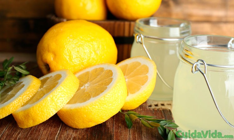 Remedios caseros con limón