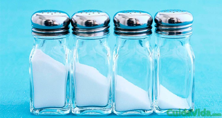 Comer más sal no significa beber más